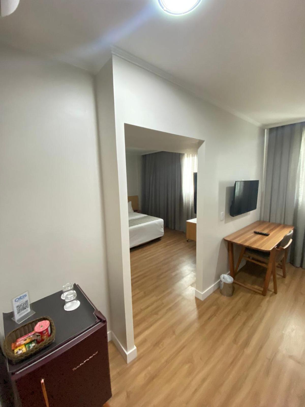 Oitis Hotel Goiania Exterior photo