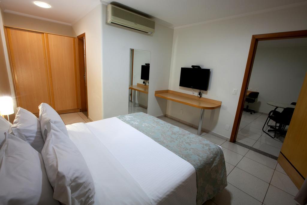 Oitis Hotel Goiania Exterior photo