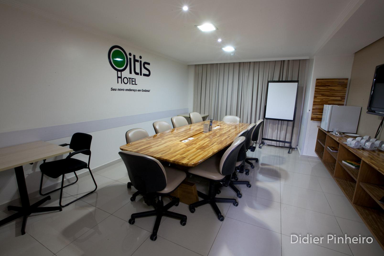 Oitis Hotel Goiania Exterior photo